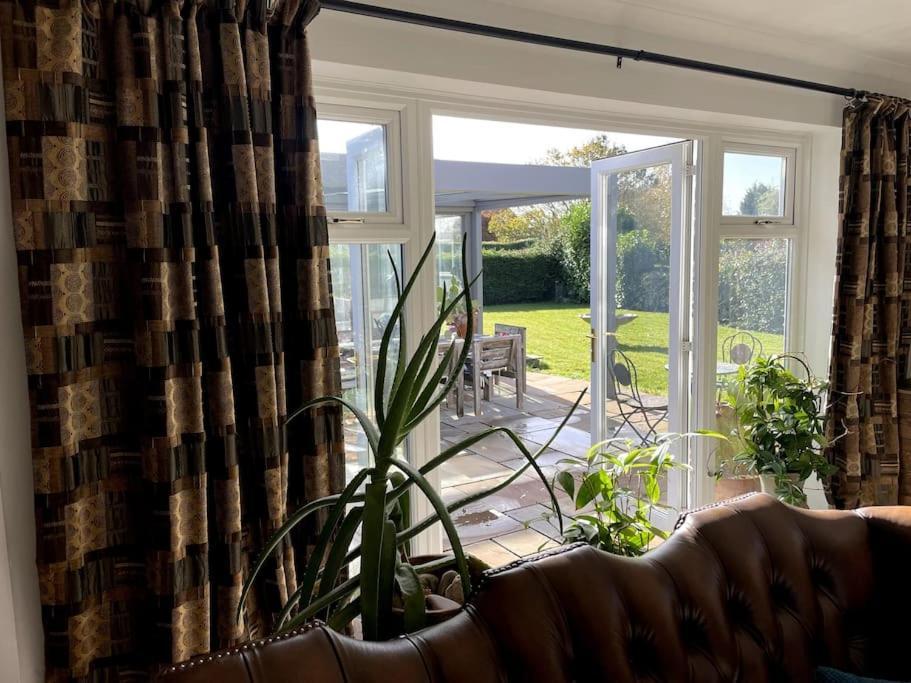 Karinya Suite Llanvaches 외부 사진